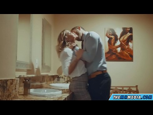 ❤️ Ko'krakli sarg'ish sizni jamoat hojatxonasida yo'ldan ozdirganda ❌ Anal pornoda pornoda uz.xxxomg.ru ️❤